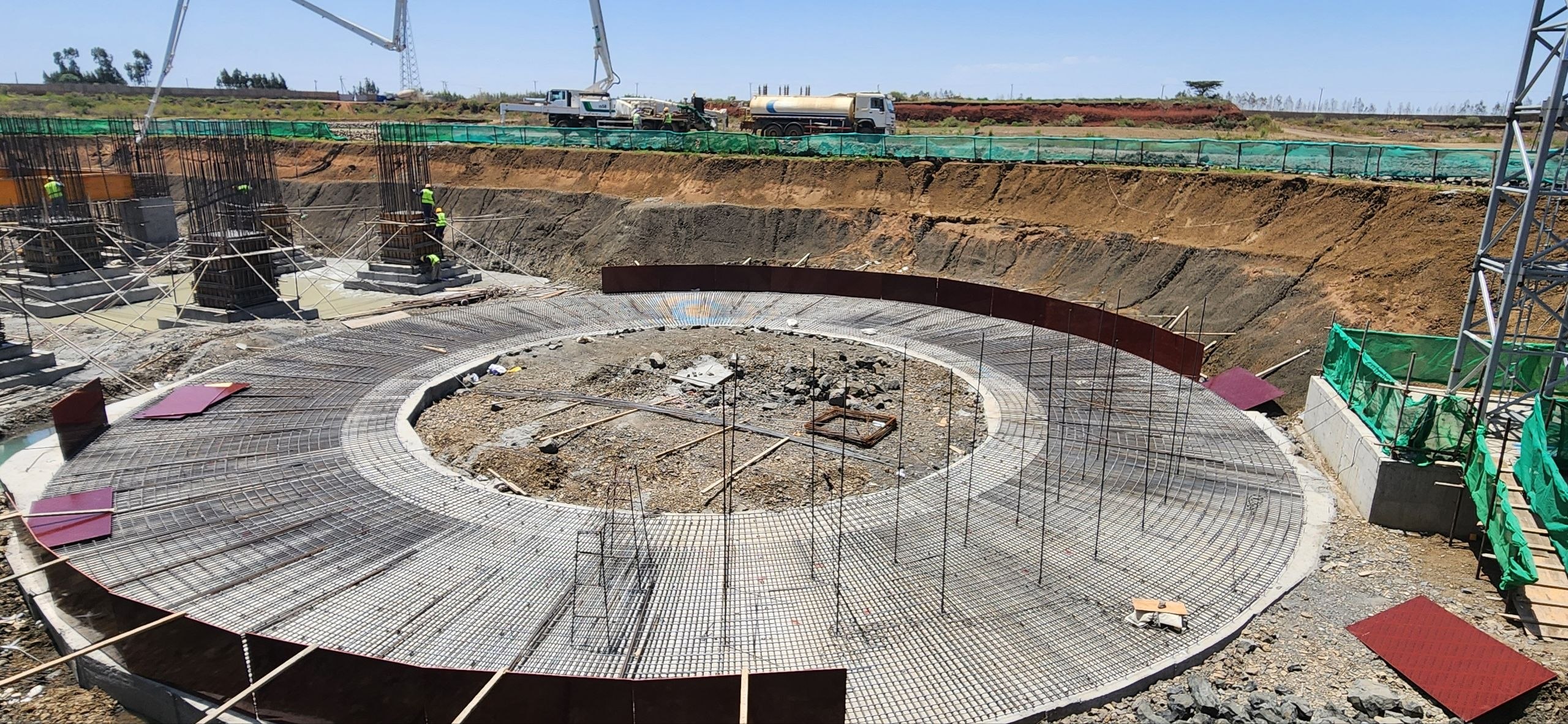 Raw meal silo